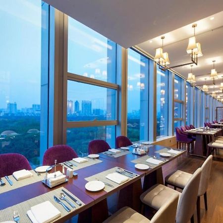 Ming Du Lakeside Hotel Nanning Bagian luar foto