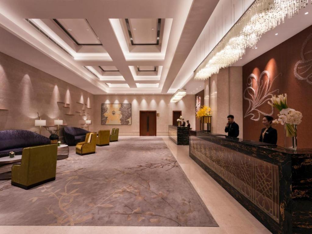 Ming Du Lakeside Hotel Nanning Bagian luar foto
