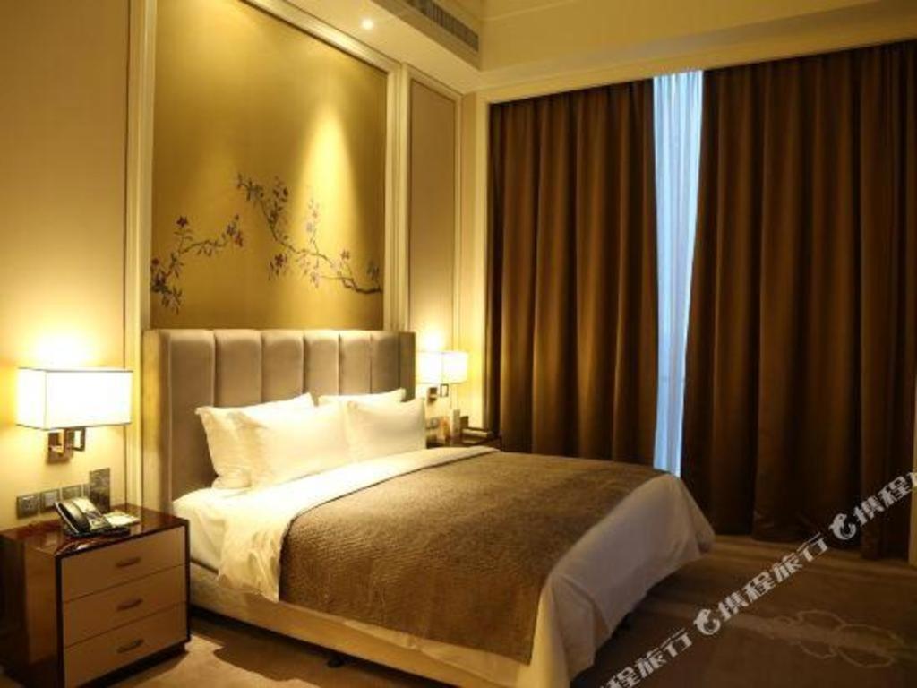 Ming Du Lakeside Hotel Nanning Bagian luar foto