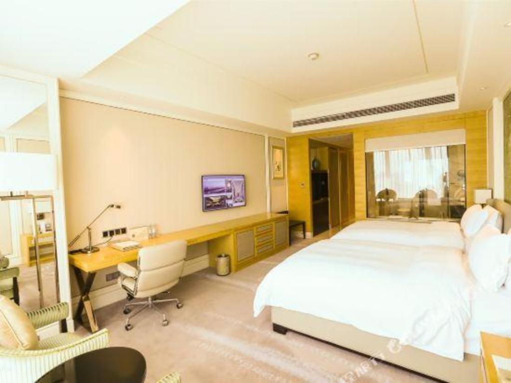 Ming Du Lakeside Hotel Nanning Bagian luar foto